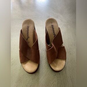 Brown Suede Mules with Crisscross Design